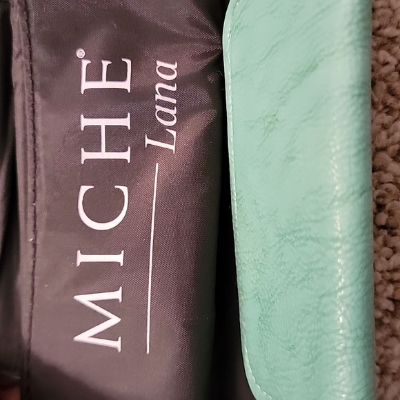 Miche Demi cover - Lana - Picture 3 of 4